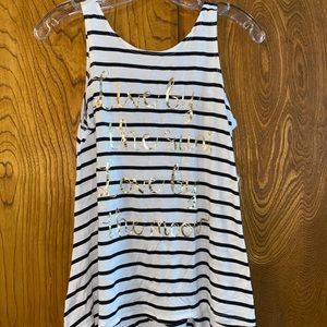 Juniors size large shirt